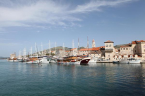 Apartment Marina